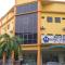 Super OYO 828 Comfort Hotel Shah Alam