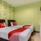 OYO 89583 Grove Hotel