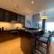 Entire apartment in 5 Star Hotel Residence, Marina, Abu Dhabi - Baţīn