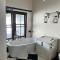 Tonis Cottage