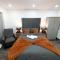 Spacious and Comforatable Modern Rooms - Clayton