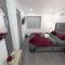 Spacious and Comforatable Modern Rooms - Clayton