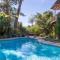 Cozy Retreat with Pool Views Walk to South Mtn Trails - 凤凰城