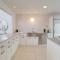 Pool Access Mtn-View Palm Springs Condo! - 棕榈泉