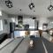 Game Day Penthouse Steps from UT Sports - Austin