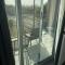 Tailgate Penthouse 2 Blocks from UT Stadium - أوستن