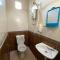 OYO 91002 D Qamar Motel