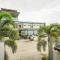 OYO 489 Casa Mia Hotel Suites