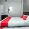 OYO 89885 Nice Stay Three Six Five Services - 诗巫