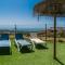 Oasis with terrace and sea view 2BR, garden & pool - Castillo de Sabinillas