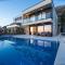Villa Aurora Azure - Luxury Infinity Pool Resort - Katun Reževići