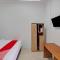OYO 90503 Madina Residence Syariah - 棉兰