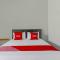 OYO 90809 Homestay Black Pink Merah Jambu Syariah