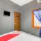 OYO Life 91239 Kost Rosandy House Yogyakarta