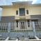 SPOT ON 93378 Lona Guest House SyariahNearScience Park Universitas Riau