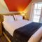 Butter milk falls inn - Milton