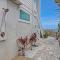 226 SF 2nd Floor townhouse