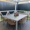 ROBE TWO FIVE - Pet friendly outside WiFi