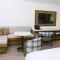 The Woodrose- NEWLY RENOVATED