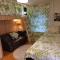Quiet Private room in shared home - Yksityinen rauhallinen huone kodissa- 15min To city