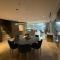 Palm Haven Luxe 3 Bed Townhouse with Private Pool - 迪拜