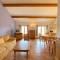 04B9 Beautiful T3 in the heart of lavender - pool - Brunet