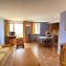 04B7 Beautiful T3 in the heart of lavender - pool - Brunet