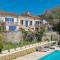 Villa 4 BR with pool, 5 minutes Cannes