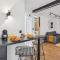 KAZA BELLA - Maisons Alfort 5 Luxurious apartment with private garden and Jacuzzi