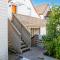 Green oasis with balcony and sunset view - Bergen