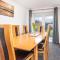 Pure Home Oakley Park View By Tba - 邓弗姆林