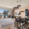 Superluxury Apartment in FIVE Palm, Pool & Beach Access - 迪拜