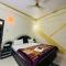 Hotel Saket !! Couple Friendly Family Hotel !! - Пачмарай