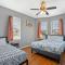 Escape to Raleigh Ave 3 Steps from the Beach