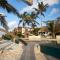 Tulum Beachfront Bungalows - Tulum