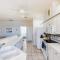 Private Pool Pond Views Bonus Lounge in Gated Naples Community Drive to Dining Sand - Neapol