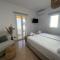 Elenis Rooms