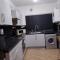 3BR Sleeps 10 Walk to Alex Park - Manchester