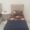 Motel Private Couples Rooms Attached Bathroom & Free Private Parking Hourly Rates Available - 阿布扎比