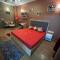 Coco Royal Suites Cozy and Stylish Studio Apartment in the Heart of the City - 诺伊达