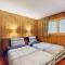 Unit 2 - Retro Ski Chalet - 基灵顿