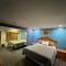 Sunset Inn & Suites - غاردينا