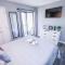 Cozy Retreat Golf, Lake & Nature at Beautiful Lake Monroe