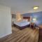 Days Inn by Wyndham - Cape Cod - West Yarmouth