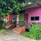 Dqnut Chalet And Restaurant - Kampong Tanjong Dahan