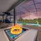 Champions Gate Luxury 8BR with Private Pool & Jacuzzi - Davenport