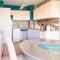 Appartement lumineux avec cuisine séparée - Près de la plage - FR-1-821-3
