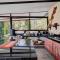 Secluded Jungle Home 5 min walk to the beach - Casa Garza