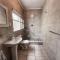 Hermanus Backpackers & Budget Accommodation