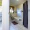 Munro Suites